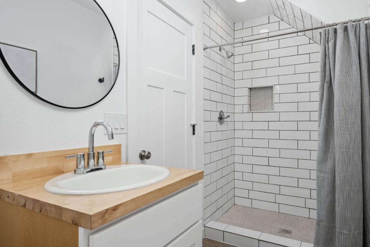 Ocean Rogue Inn Unit 12 Rockaway Beach Buitenkant foto